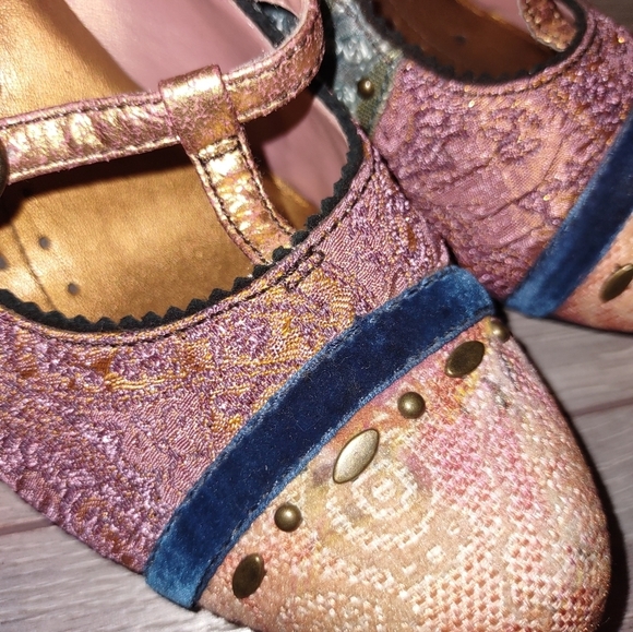 KENZIE wedgies 8.5 - Picture 2 of 5